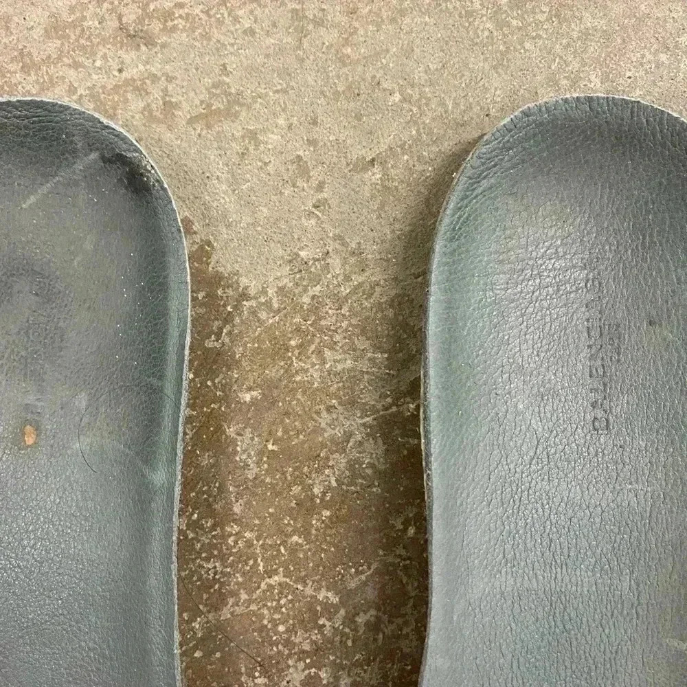 Authentic‎  Balenciaga insoles